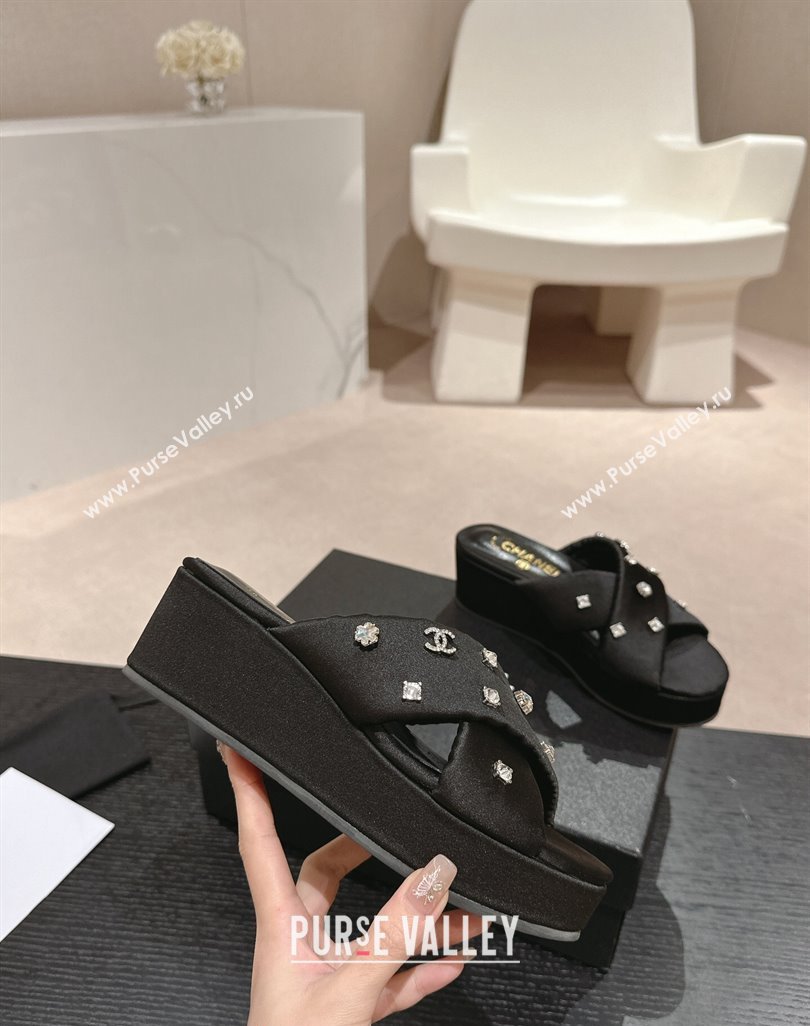 Chanel Fabric Wedge Slide Sandals 5cm with Crystals Charm Black 2024 0424 (MD-240424090)