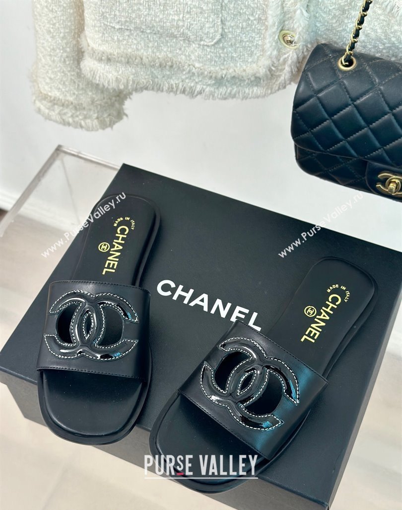 Chanel Calfskin Flat Slide Sandals with Maxi CC Black 2024 0424 (MD-240424109)