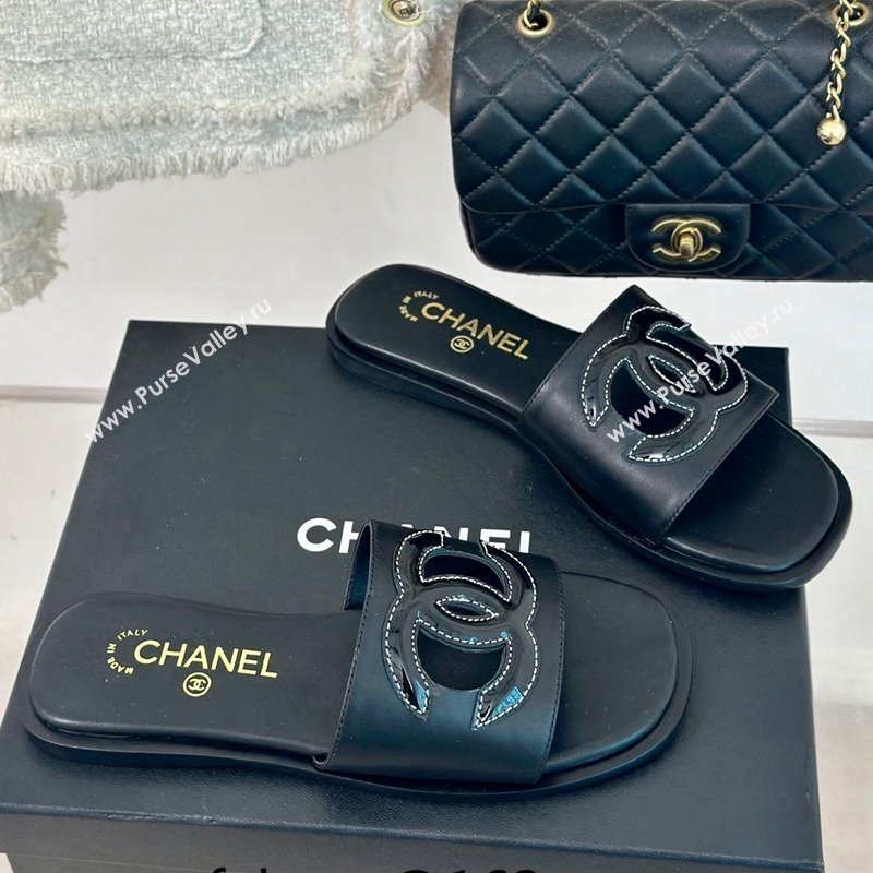 Chanel Calfskin Flat Slide Sandals with Maxi CC Black 2024 0424 (MD-240424109)