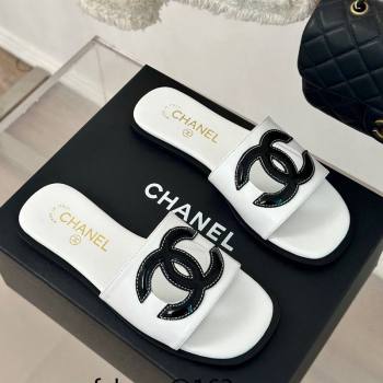 Chanel Calfskin Flat Slide Sandals with Maxi CC White 2024 0424 (MD-240424110)