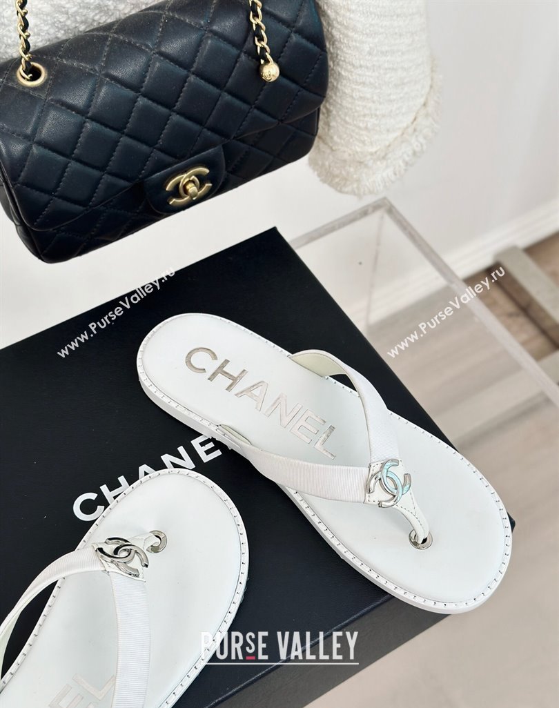 Chanel Calfskin Flat Thong Slide Sandals with CC White 2024 0424 (MD-240424118)