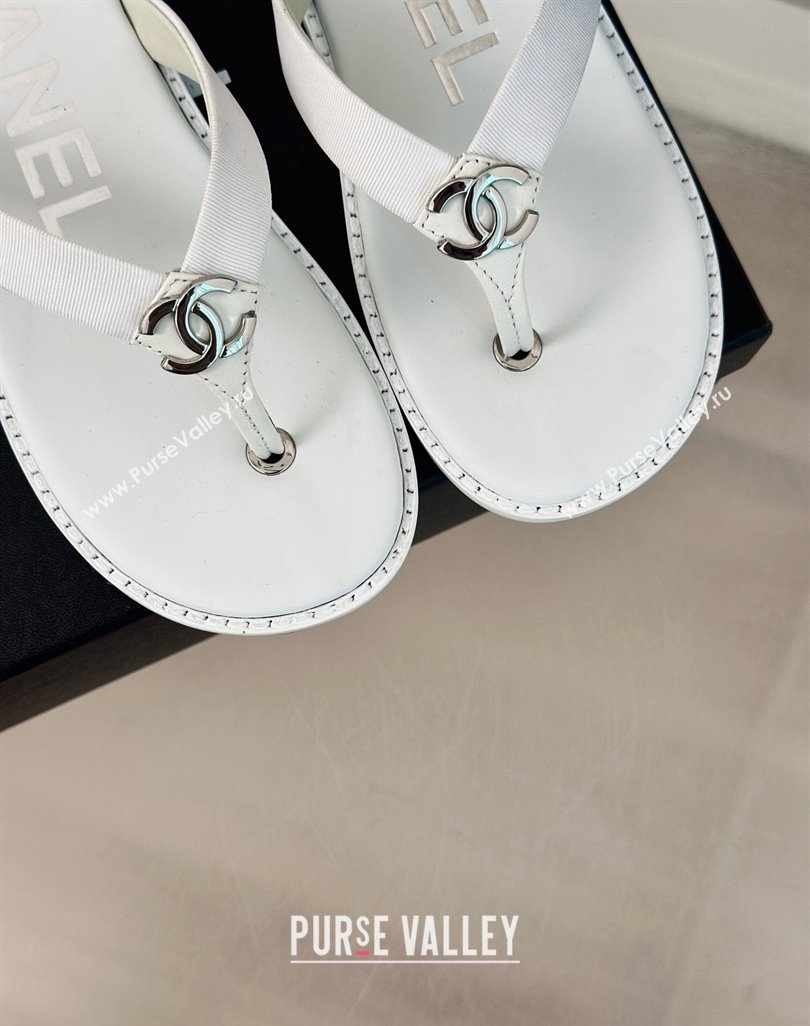 Chanel Calfskin Flat Thong Slide Sandals with CC White 2024 0424 (MD-240424118)