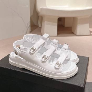 Chanel Lambskin Flat Sandals with Triple Straps and Crystals CC White 2024 042301 (MD-240423025)