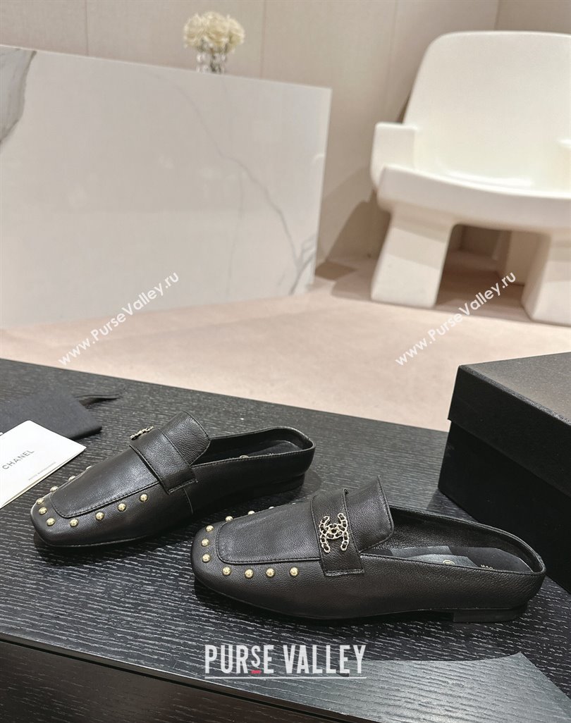 Chanel Calfskin Leather Flat Mules with Pearls Black 2024 0424 (MD-240424182)