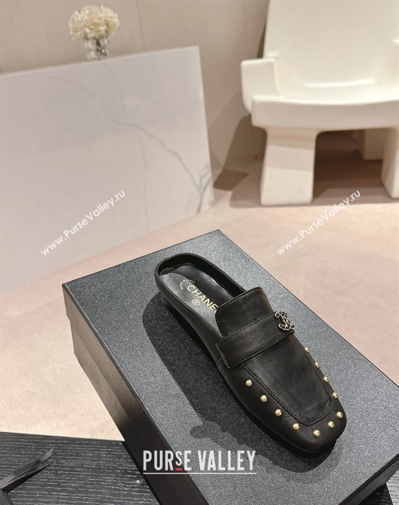 Chanel Calfskin Leather Flat Mules with Pearls Black 2024 0424 (MD-240424182)