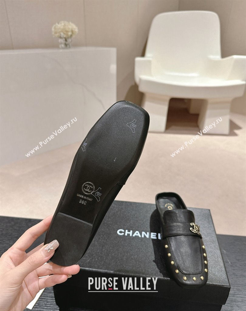 Chanel Calfskin Leather Flat Mules with Pearls Black 2024 0424 (MD-240424182)