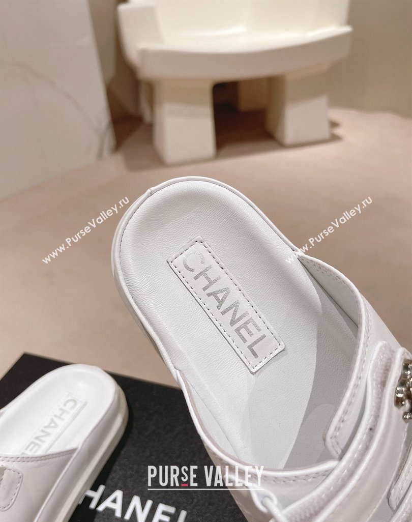 Chanel Lambskin Flat Slide Sandals with Triple Straps and Crystals CC White 2024 0423 (MD-240423033)
