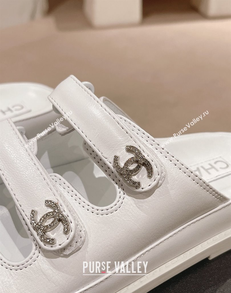 Chanel Lambskin Flat Slide Sandals with Triple Straps and Crystals CC White 2024 0423 (MD-240423033)