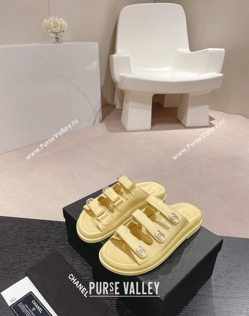 Chanel Lambskin Flat Slide Sandals with Triple Straps and Crystals CC Yellow 2024 0423 (MD-240423034)