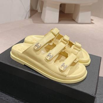 Chanel Lambskin Flat Slide Sandals with Triple Straps and Crystals CC Yellow 2024 0423 (MD-240423034)