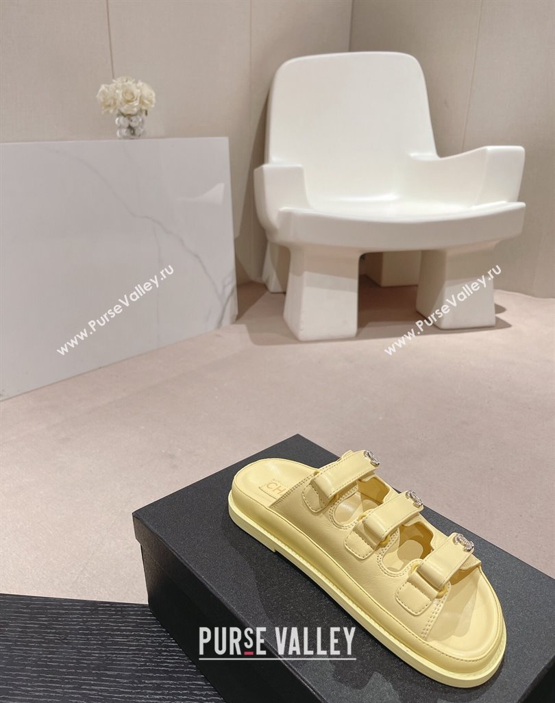 Chanel Lambskin Flat Slide Sandals with Triple Straps and Crystals CC Yellow 2024 0423 (MD-240423034)