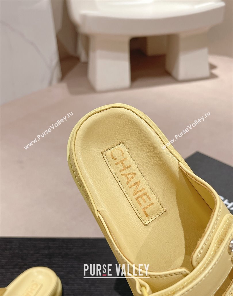 Chanel Lambskin Flat Slide Sandals with Triple Straps and Crystals CC Yellow 2024 0423 (MD-240423034)