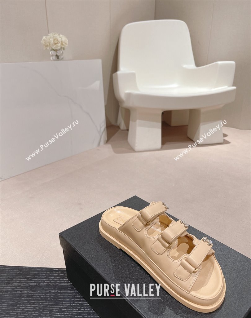 Chanel Lambskin Flat Slide Sandals with Triple Straps and Crystals CC Beige 2024 0423 (MD-240423035)