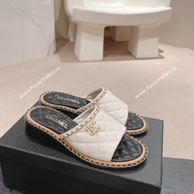 Chanel Quilted Lambskin Heel Slide Sandals 4cm with Chain Charm White 2024 0423 (MD-240423066)