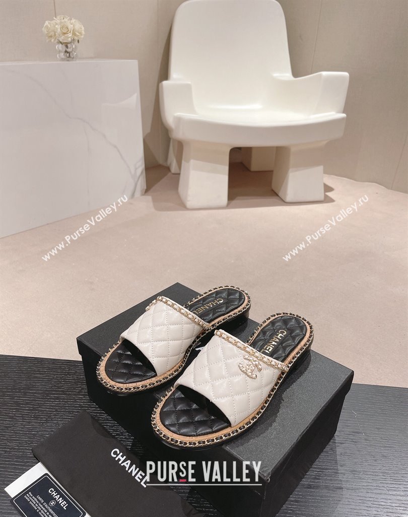 Chanel Quilted Lambskin Flat Slide Sandals with Chain Charm White 2024 0423 (MD-240423068)