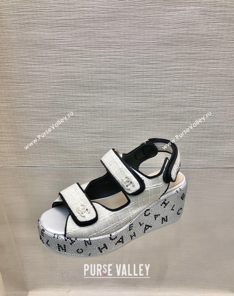 Chanel Tweed Wedge Sandals with Crystals and Letters White 2 2024 0423 (MD-240423009)