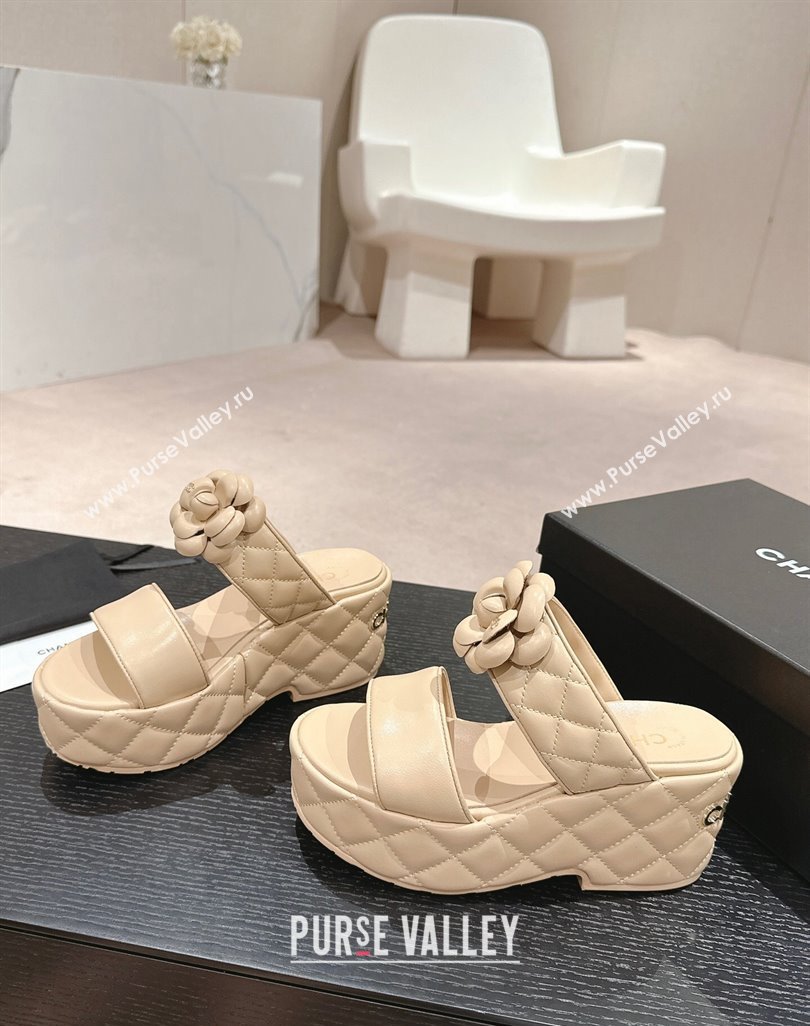 Chanel Quilted Lambskin Wedge Platform Slide Sandals 7.5cm with Camellia Beige 2024 (MD-240424027)