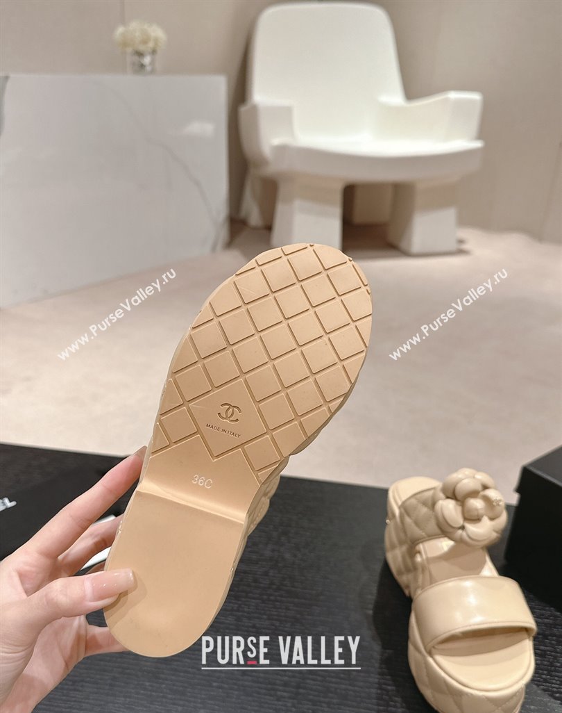 Chanel Quilted Lambskin Wedge Platform Slide Sandals 7.5cm with Camellia Beige 2024 (MD-240424027)