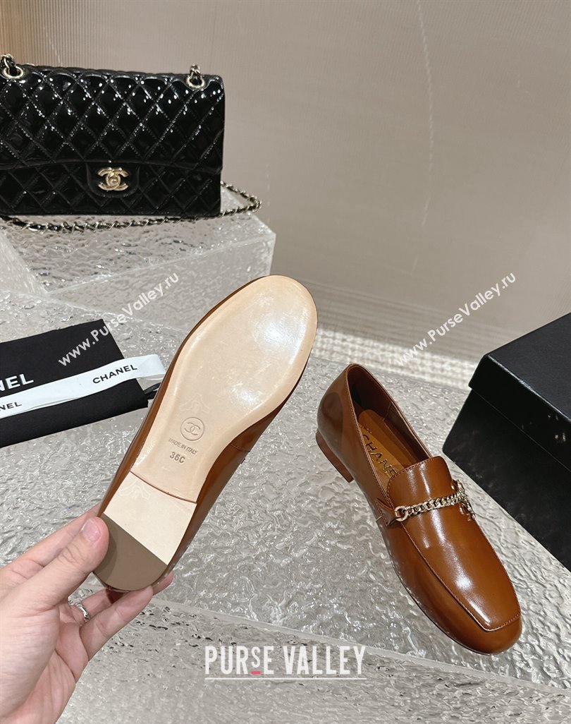 Chanel Shiny Calfskin Loafers with Chain CC Brown 2024 0424 (MD-240424195)