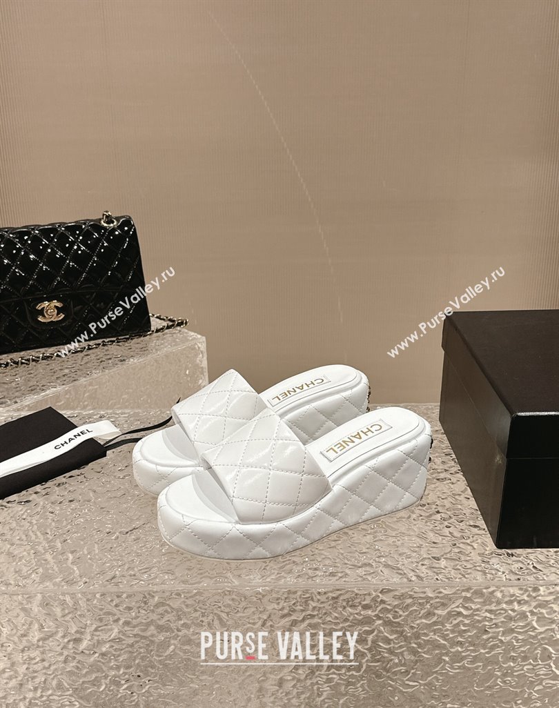 Chanel Quilted Lambskin Wedge Platform Slide Sandals 6.5cm White 2024 0424 (MD-240424190)