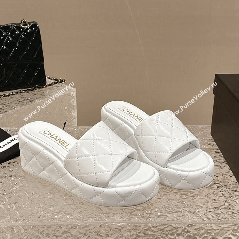 Chanel Quilted Lambskin Wedge Platform Slide Sandals 6.5cm White 2024 0424 (MD-240424190)