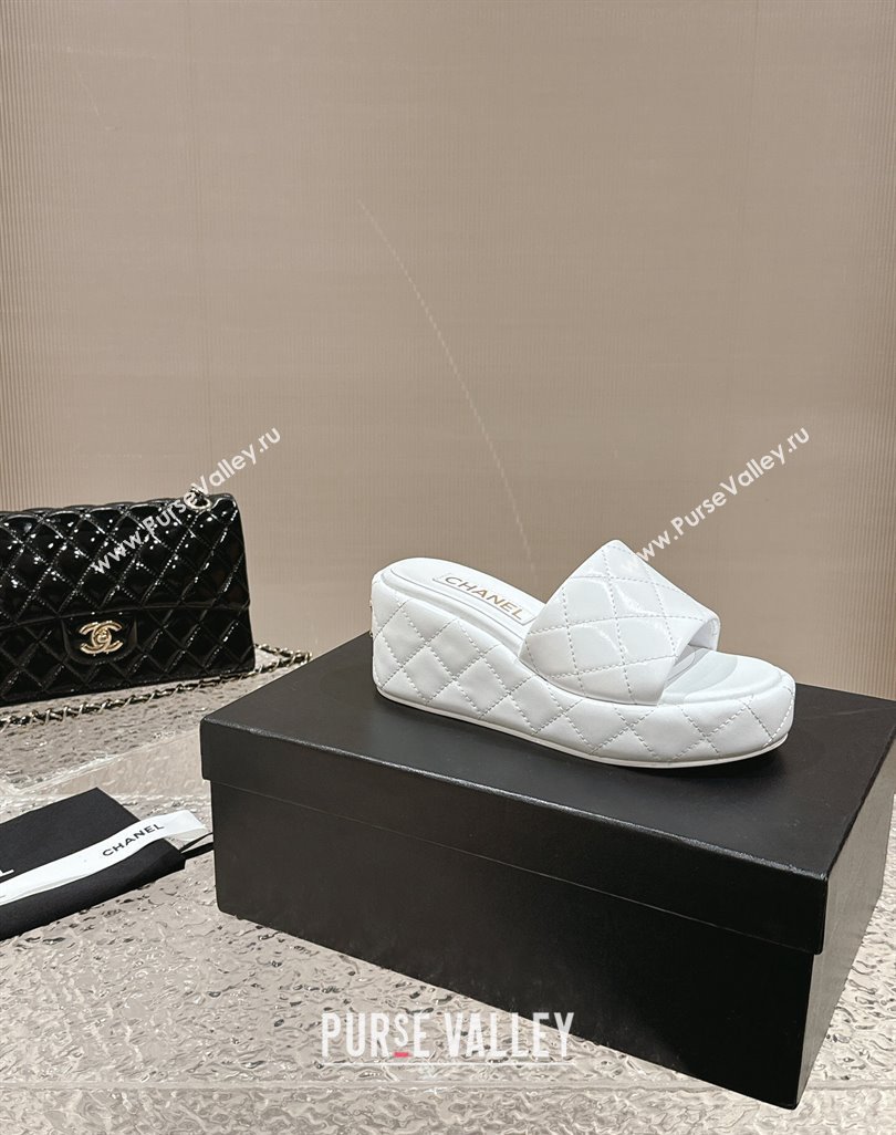 Chanel Quilted Lambskin Wedge Platform Slide Sandals 6.5cm White 2024 0424 (MD-240424190)