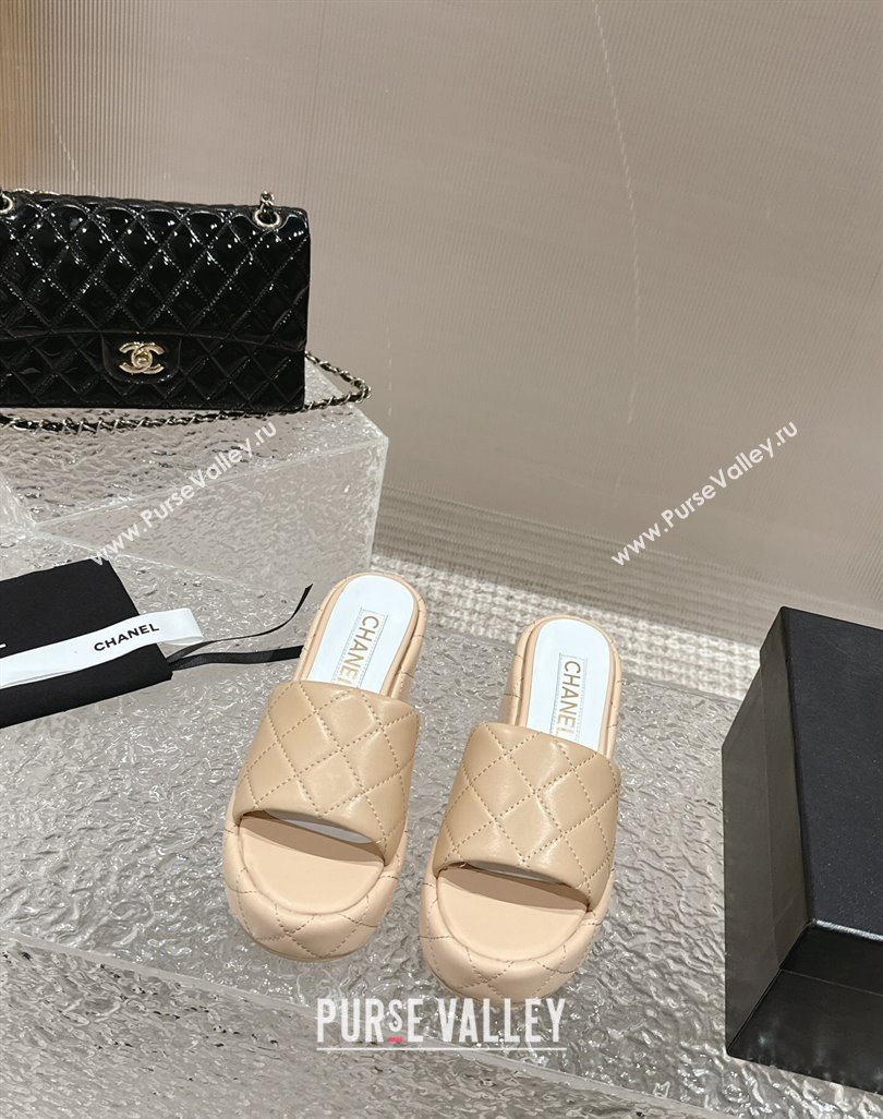 Chanel Quilted Lambskin Wedge Platform Slide Sandals 6.5cm Beige 2024 0424 (MD-240424191)