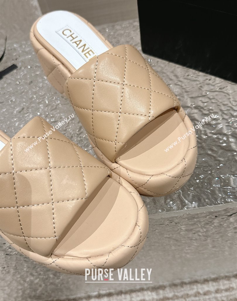 Chanel Quilted Lambskin Wedge Platform Slide Sandals 6.5cm Beige 2024 0424 (MD-240424191)