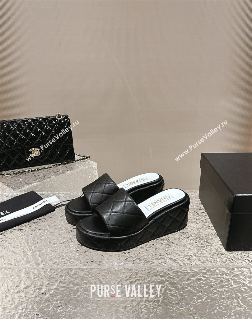 Chanel Quilted Lambskin Wedge Platform Slide Sandals 6.5cm Black 2024 0424 (MD-240424192)