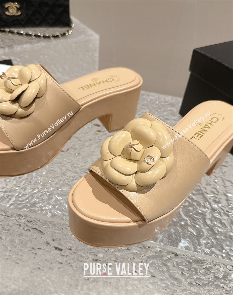 Chanel Camellia Bloom Lambskin Wedge Platform Slide Sandals 6.5cm Beige 2024 0424 (MD-240424188)