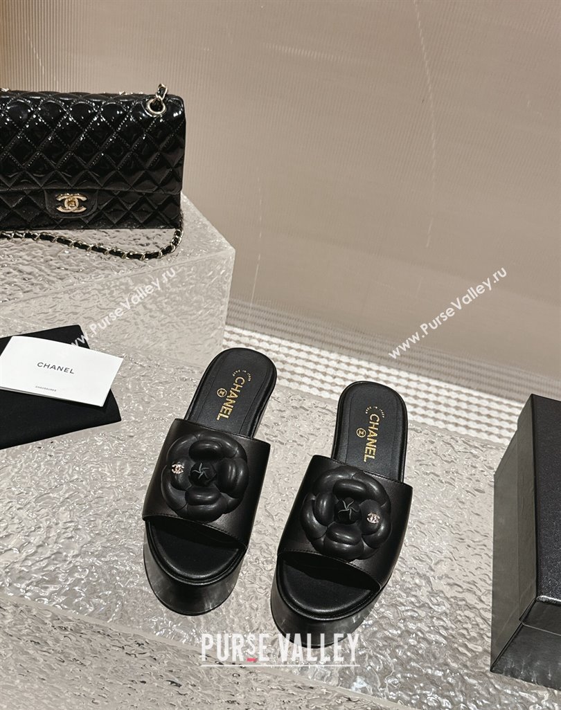 Chanel Camellia Bloom Lambskin Wedge Platform Slide Sandals 6.5cm Black 2024 0424 (MD-240424187)