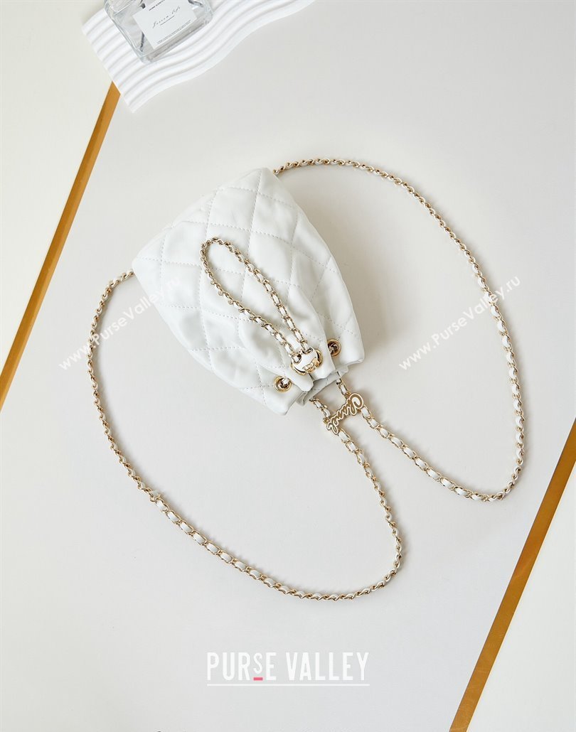 Chanel Shiny Lambskin Backpack bag AS4810 White 2024 (yezi-240518065)