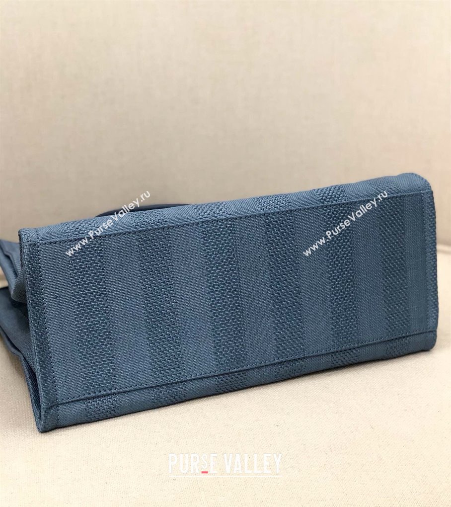 Chanel Deauville Mixed Fibers and Calfskin Shopping Bag A66941 Dark Blue 2024 0517 (YD-240517037)