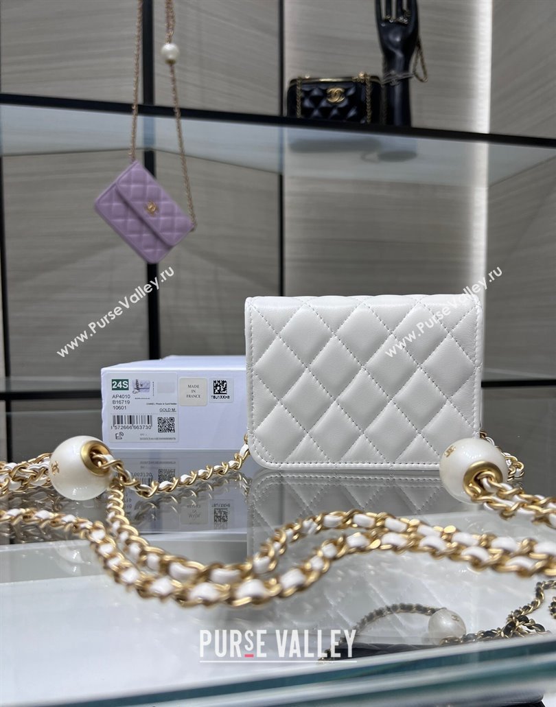 Chanel Lambskin Clutch with Pearls Chain White 2024 AP4010 (yezi-240517085)