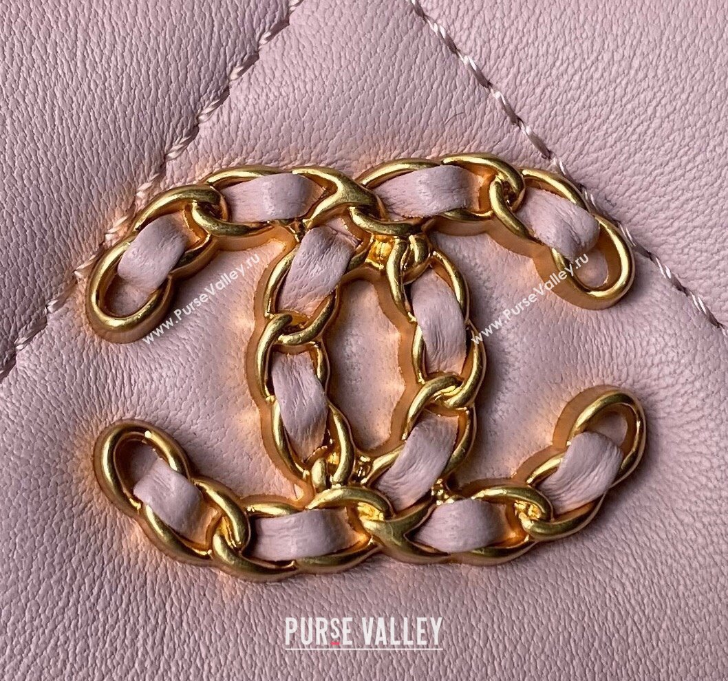 Chanel 19 Calfskin Clutch with Short Chain AP3763 Light Purple 2024 (yezi-240517121)