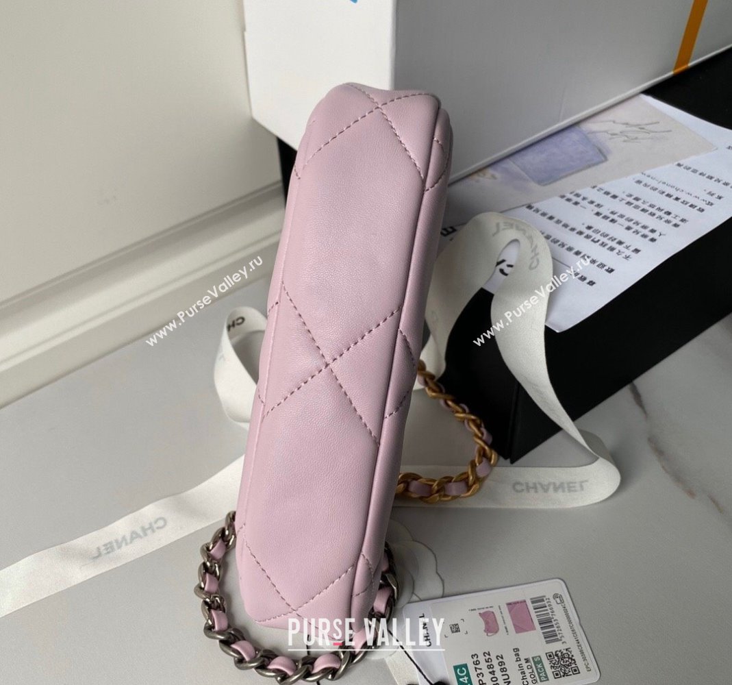 Chanel 19 Calfskin Clutch with Short Chain AP3763 Light Purple 2024 (yezi-240517121)