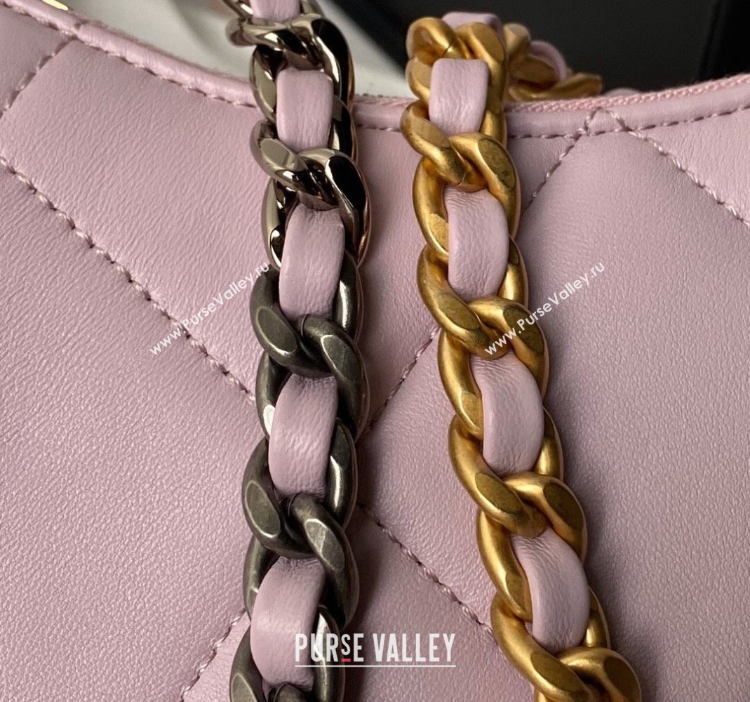 Chanel 19 Calfskin Clutch with Short Chain AP3763 Light Purple 2024 (yezi-240517121)