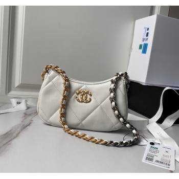 Chanel 19 Calfskin Clutch with Short Chain AP3763 White 2024 (yezi-240517122)