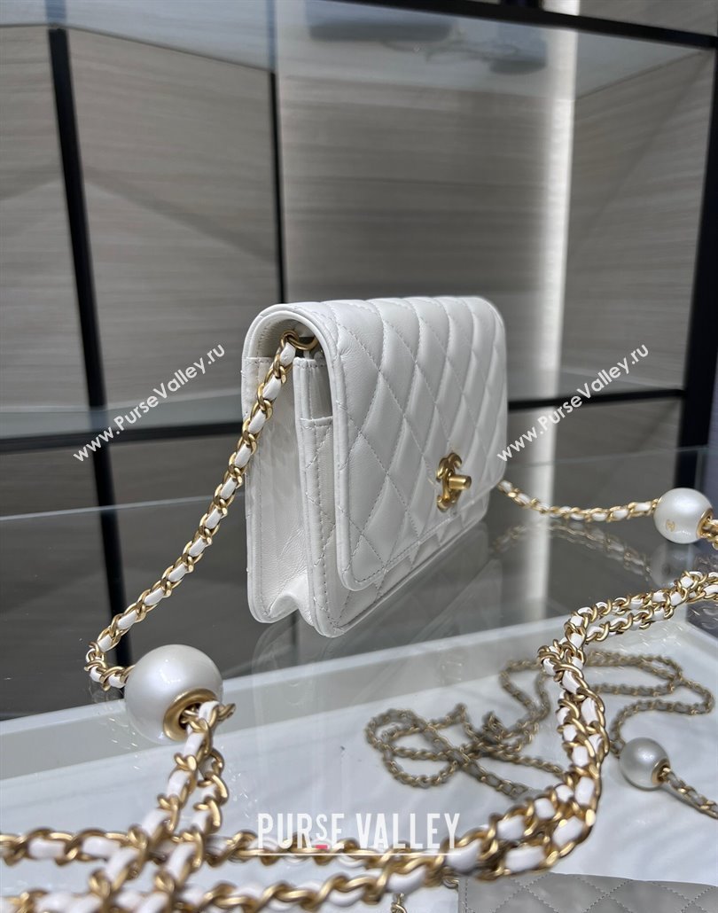 Chanel Lambskin Wallet On Pearls Chain WOC White 2024 AP3964 (yezi-240517089)