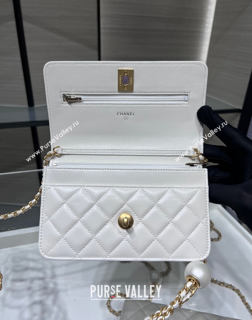 Chanel Lambskin Wallet On Pearls Chain WOC White 2024 AP3964 (yezi-240517089)