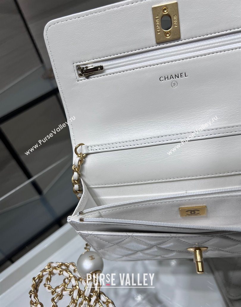 Chanel Lambskin Wallet On Pearls Chain WOC White 2024 AP3964 (yezi-240517089)