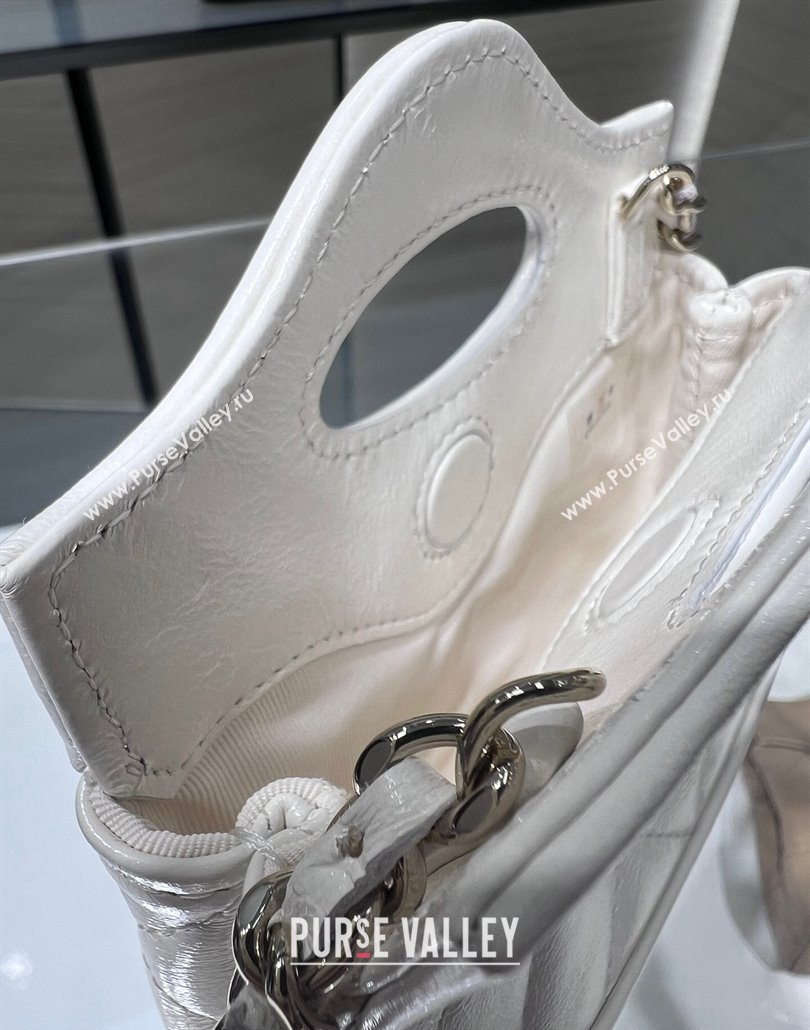 Chanel Shiny Lambskin Clutch with Chain AP3875 White 2024 (yezi-240517075)