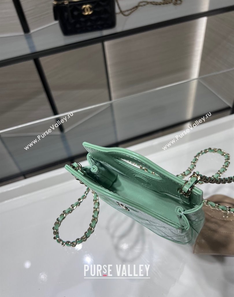 Chanel Shiny Lambskin Clutch with Chain AP3875 Light Green 2024 (yezi-240517076)
