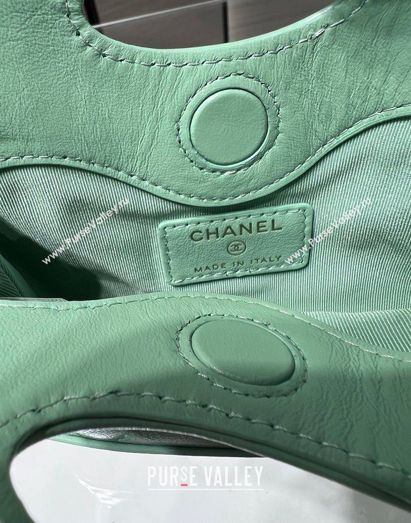 Chanel Shiny Lambskin Clutch with Chain AP3875 Light Green 2024 (yezi-240517076)