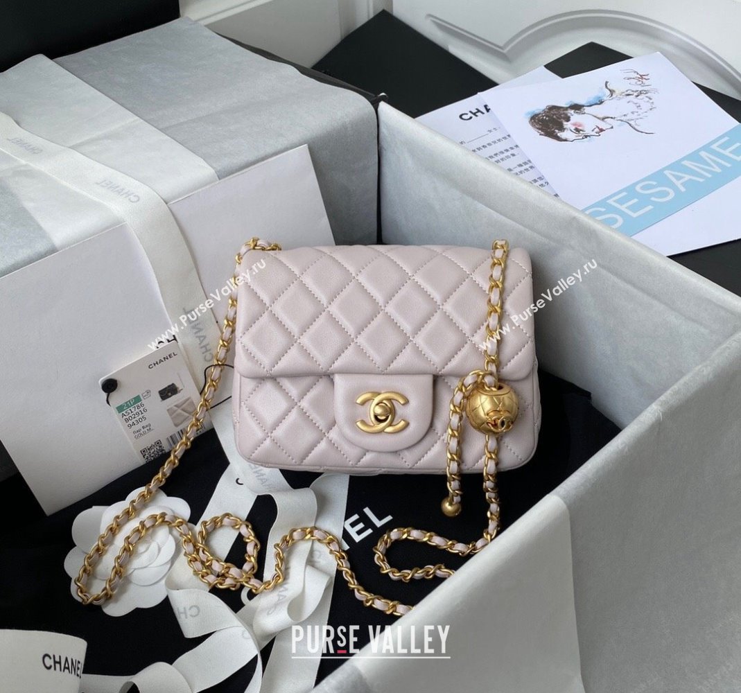 Chanel Lambskin Mini Square Flap Bag with Gold-Tone Metal Ball AS1786 Light Pink 2024 (yezi-240517105)