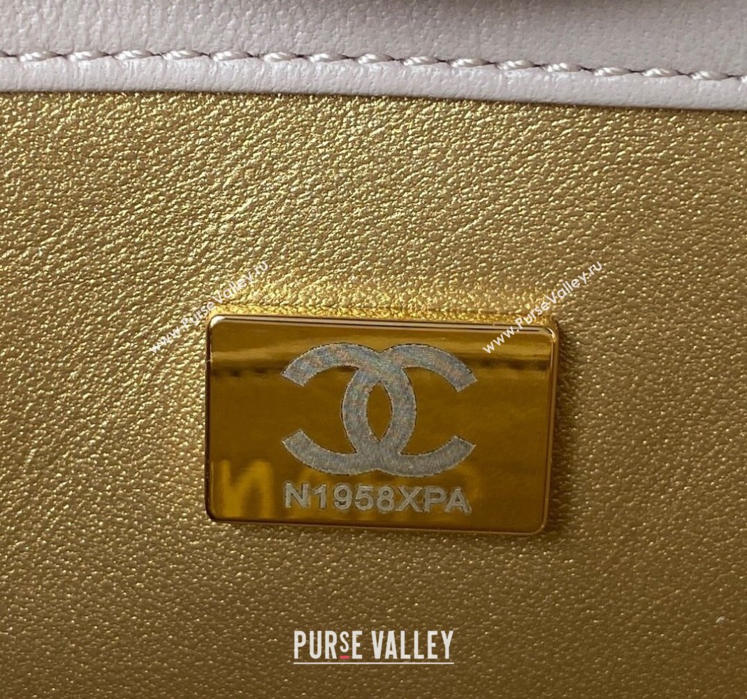 Chanel Lambskin Mini Square Flap Bag with Gold-Tone Metal Ball AS1786 Light Pink 2024 (yezi-240517105)