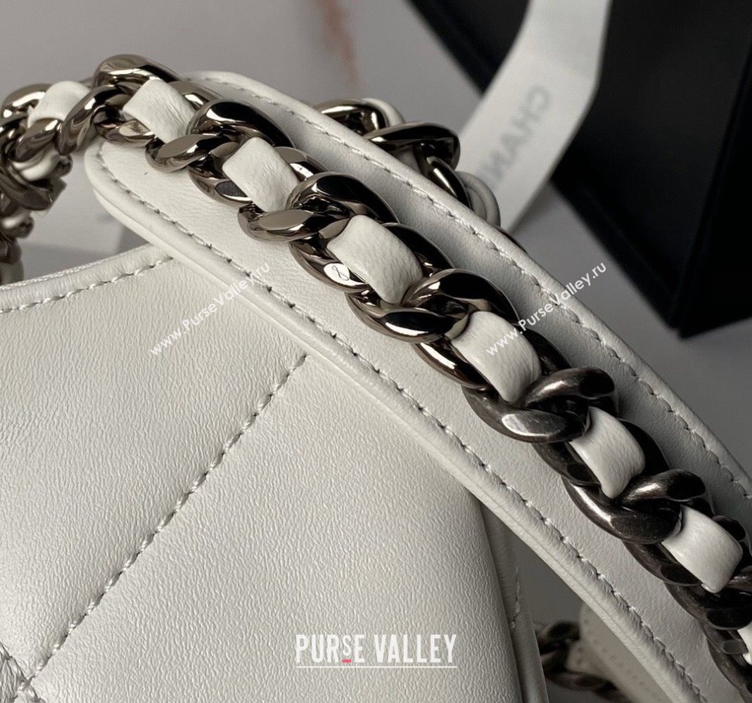 Chanel 19 Calfskin Clutch with Long Chain AP3763 White 2024 (yezi-240517125)