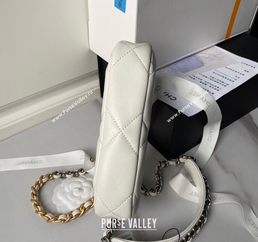 Chanel 19 Calfskin Clutch with Long Chain AP3763 White 2024 (yezi-240517125)
