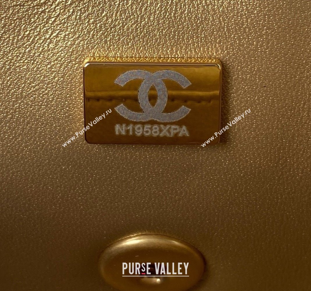 Chanel Lambskin Small Flap Bag with Gold-Tone Metal Ball AS1787 White 2024 (yezi-240517112)