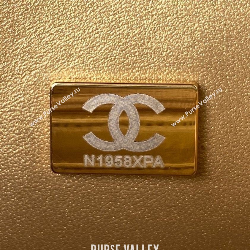 Chanel Lambskin Small Flap Bag with Gold-Tone Metal Ball AS1787 Light Pink 2024 (yezi-240517113)